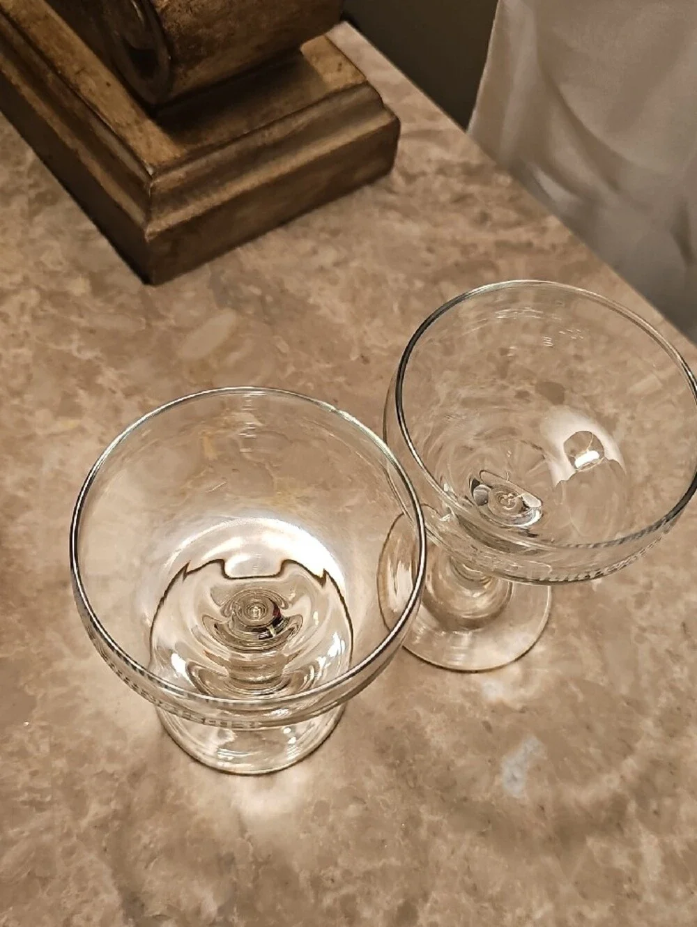 Brand New Vintage 25th Anniversary Etched Coupe Glasses - Clear Glass (Set of 2)